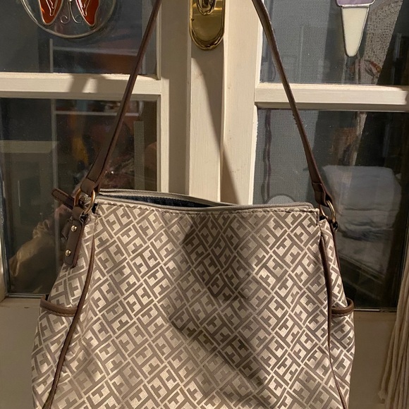 Tommy Hilfiger purse - Picture 7 of 7